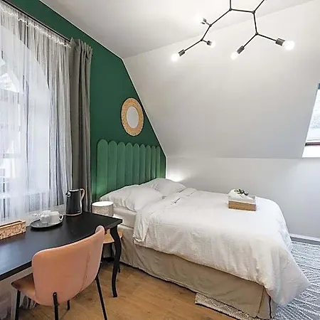 Stará Celnice 3*